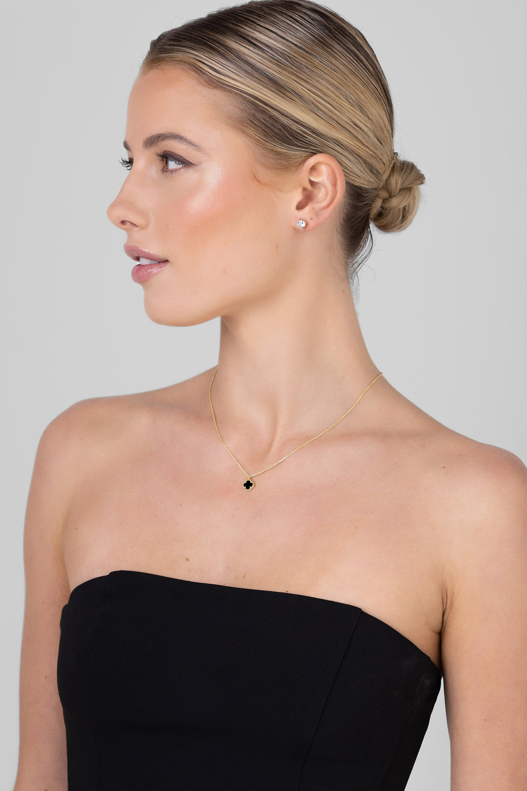 Reign Gold Jet Necklace