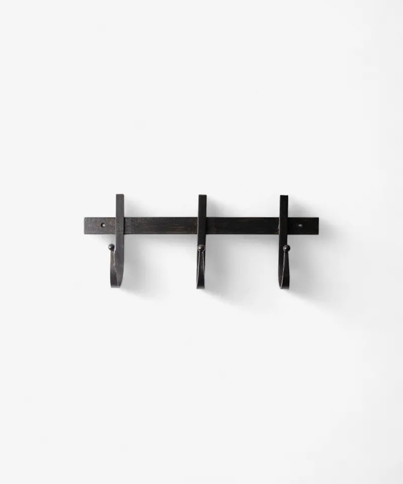 Chunky Iron 3 Hook Brush Black