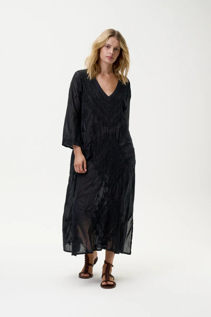 Long Goa Embroidery - Black