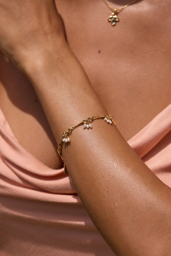Trinket Pearl Gold Bracelet