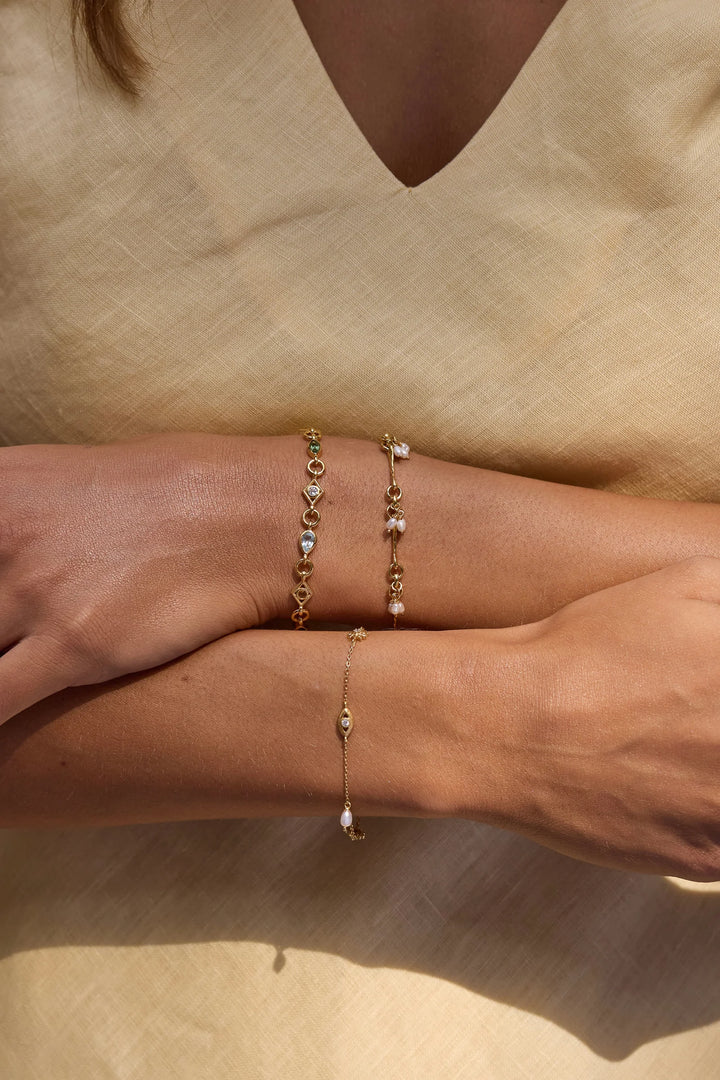 Soleil Pearl Gold Bracelet