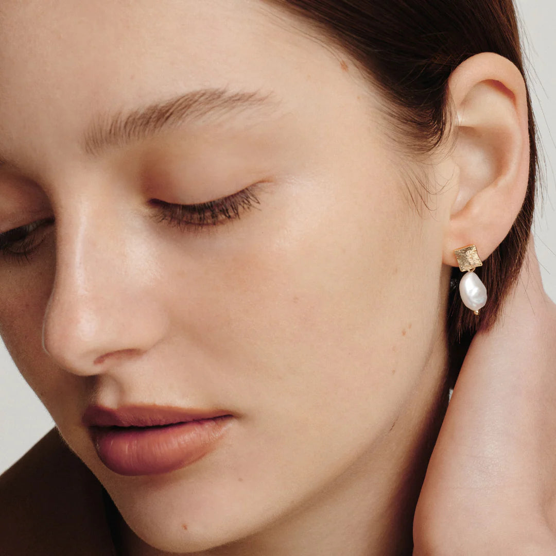 Florence Pearl Drop Earrings - Gold