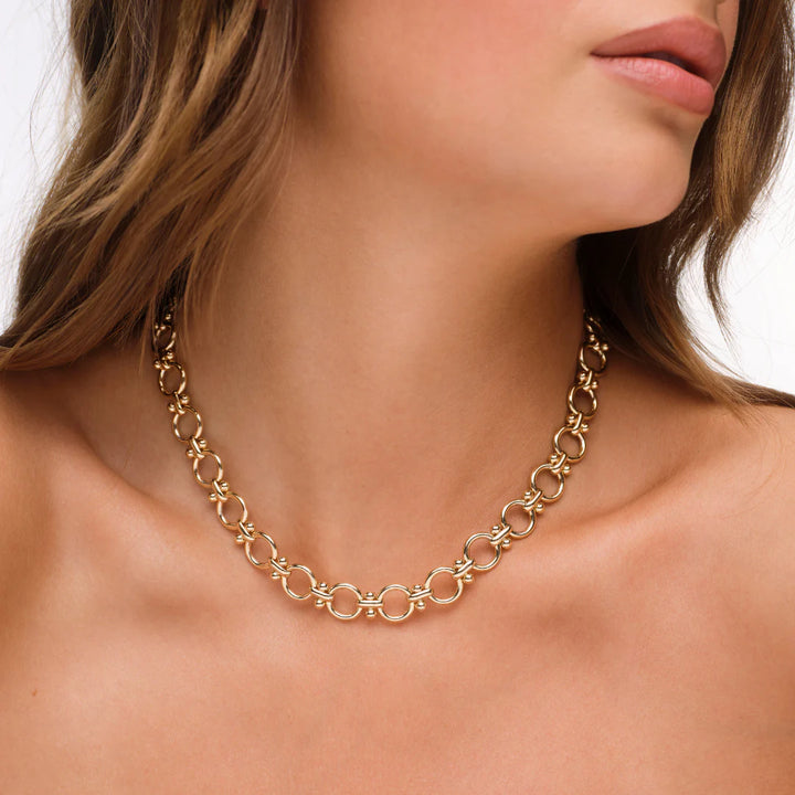 Lulu Circle Necklace - Gold