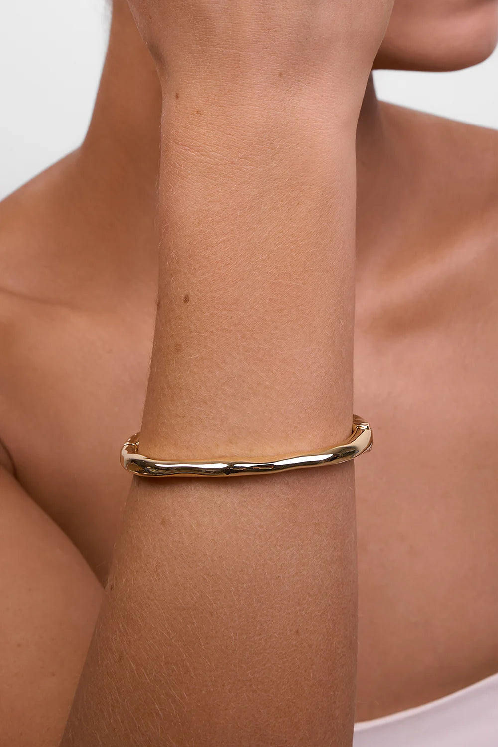 Verity Gold Hinged Bangle
