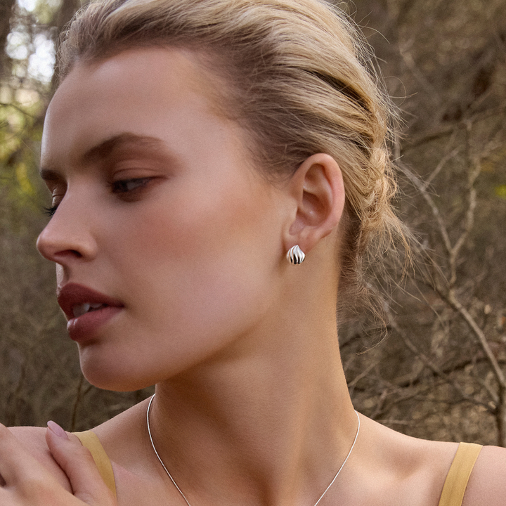 Murmur Stud Earring