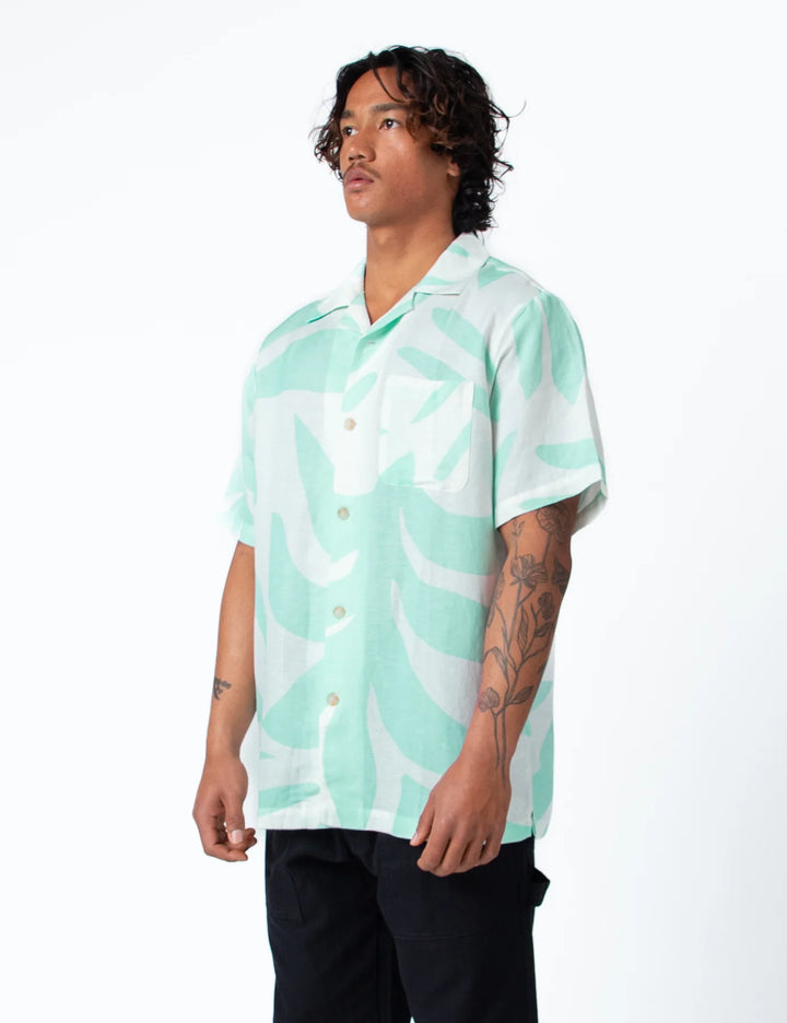 Palm Cuban SS Shirt - Light Blue Linen