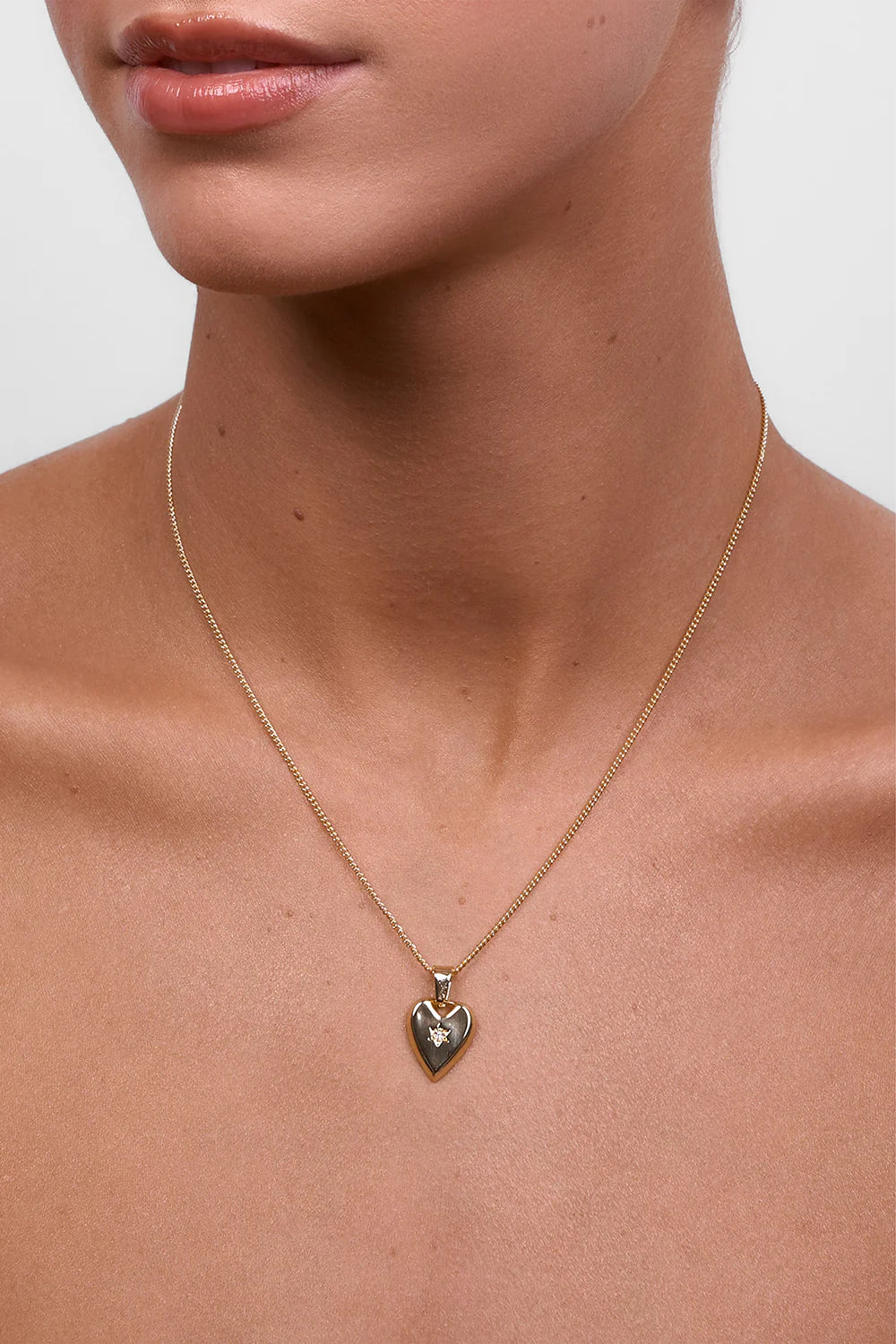 Stella Gold Heart Necklace