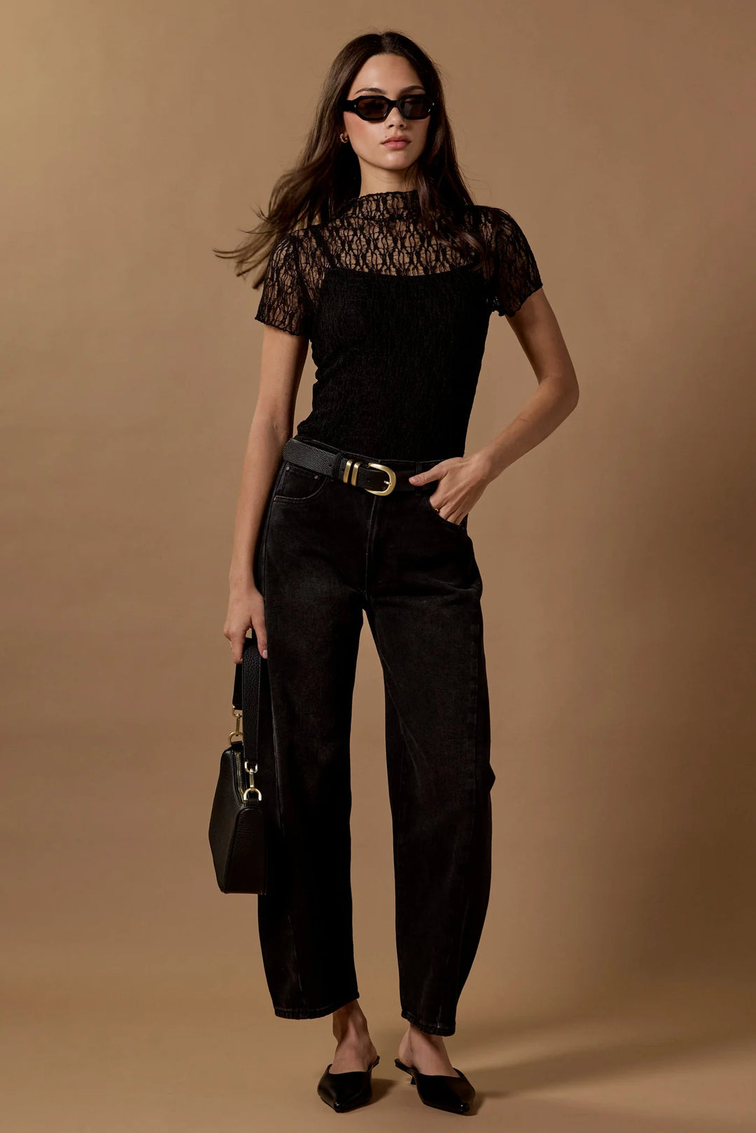 Providing Black Lace Short Sleeve Top