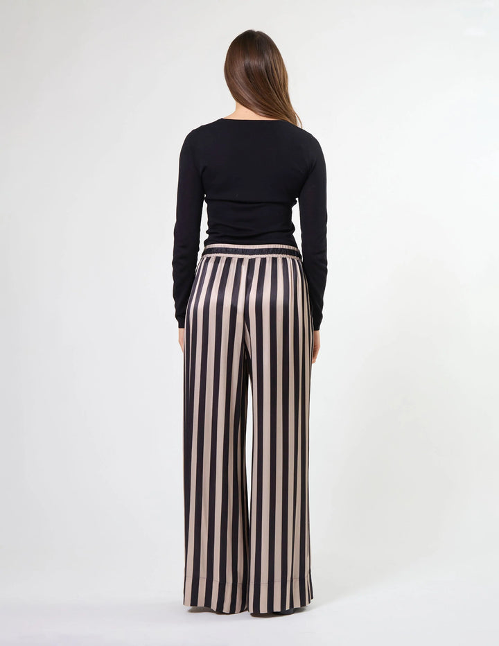 Rumi Pant - Liquorice