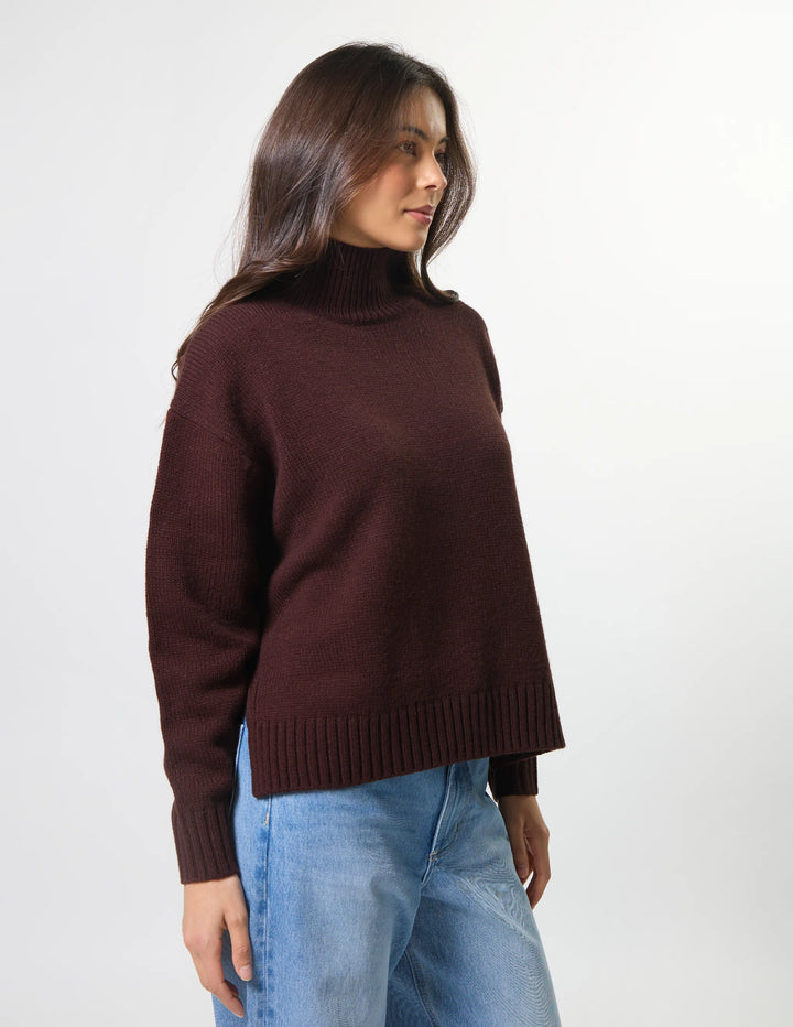 Tessa Knit - Valrhona