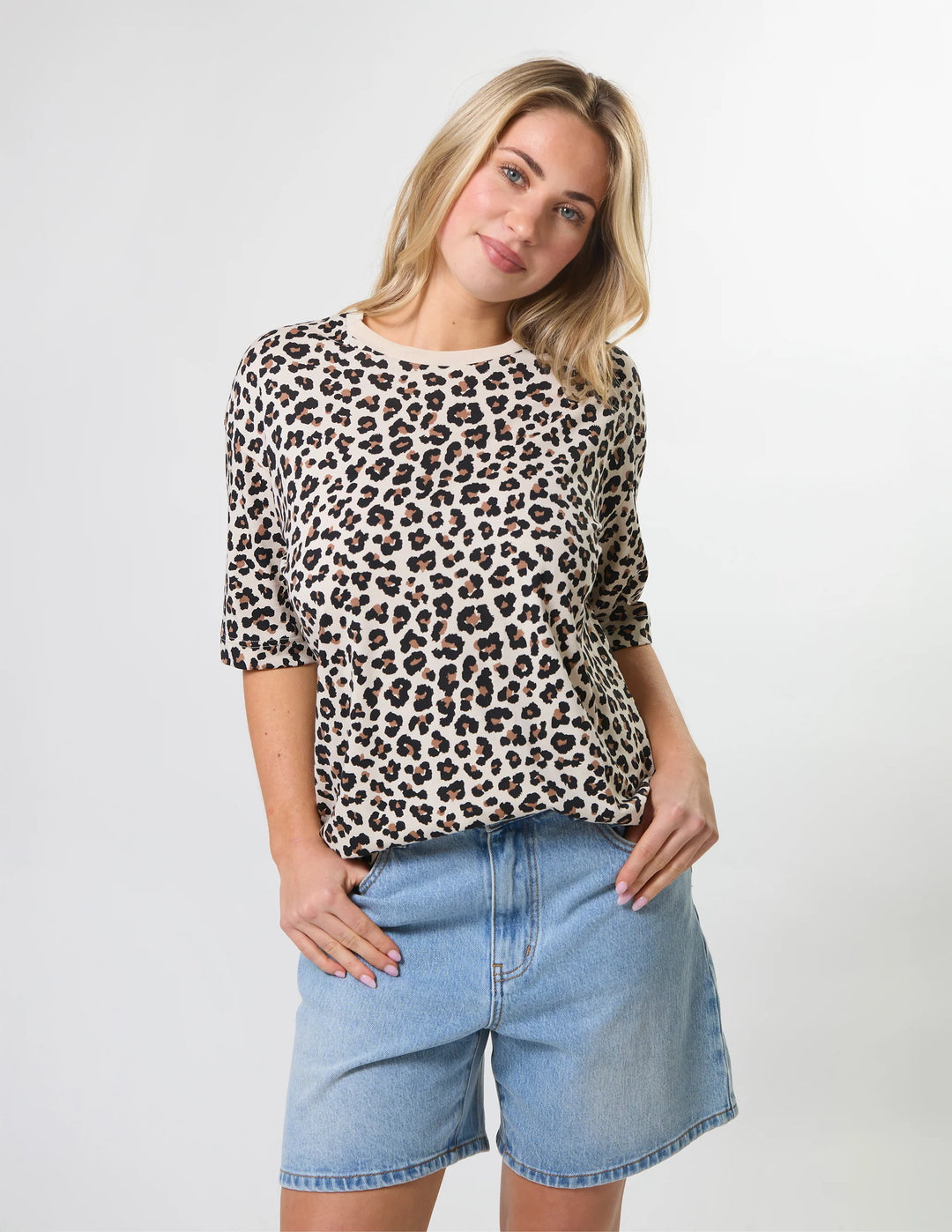 PORTER TEE- LEOPARD