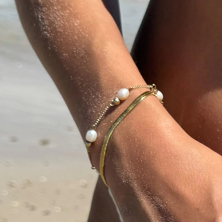 Sidewalk Gold Bracelet