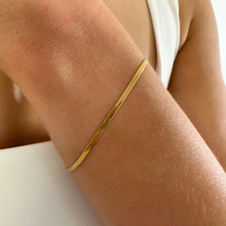 Sidewalk Gold Bracelet