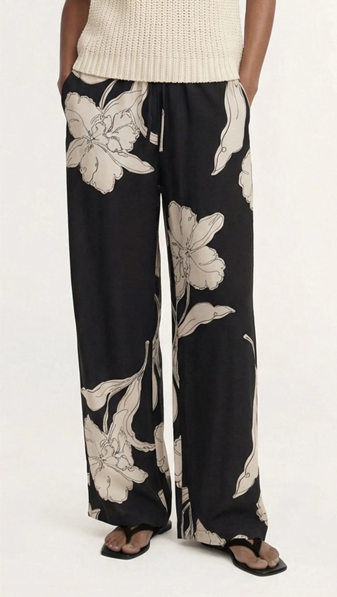Veda Relaxed Pant - Black/Cream Floral