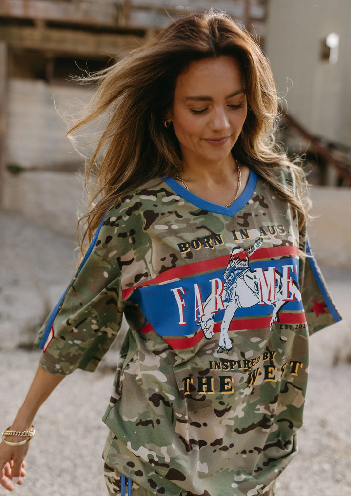 Camo Born In Australia Vee