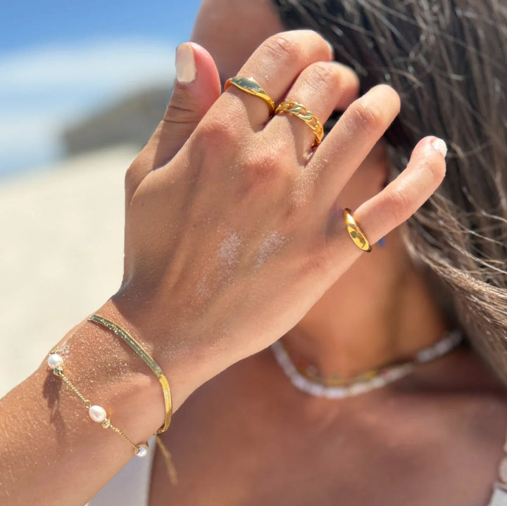 Sidewalk Gold Bracelet