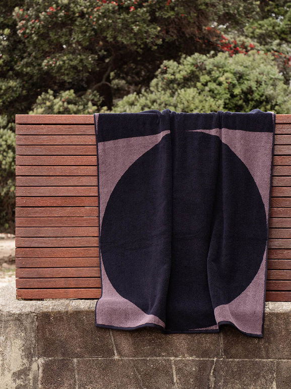 Citta Balance Beach Towel in Blue Black/Lupin